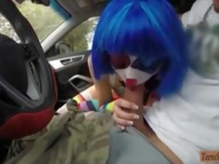 Gestrandet partei clown mikayla öffentlich dreckig film