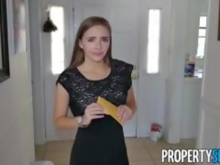 Propertysex klient fucks petite realtor i hjemmelagd x karakter video