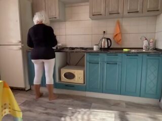 Mom aku wis dhemen jancok spreads her big bokong for silit bayan clip her son